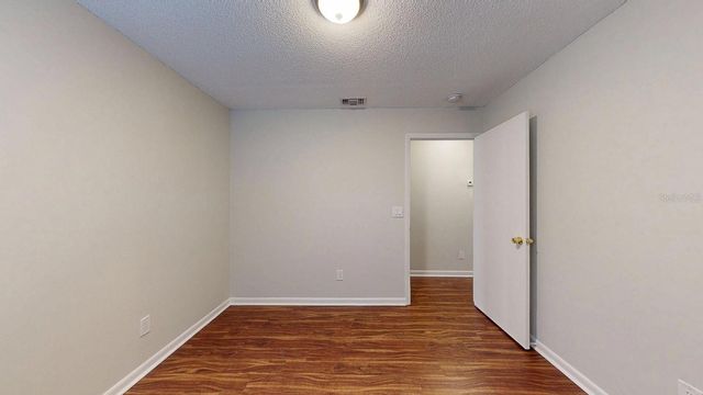 3113 GORDON COURT, Tampa, FL 33619