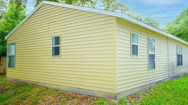 3113 GORDON COURT, Tampa, FL 33619