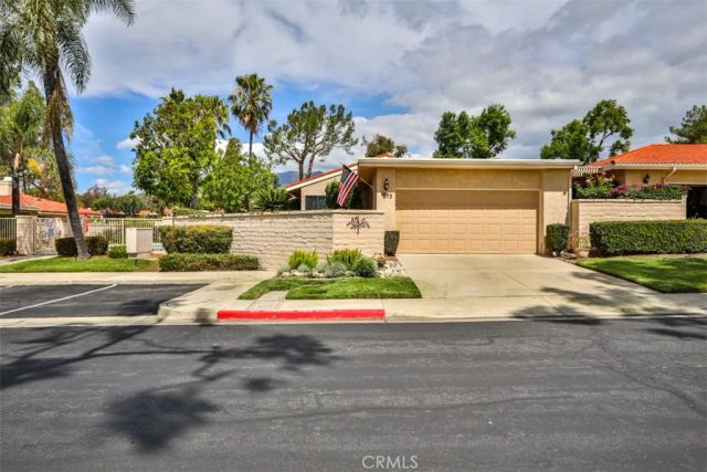 1053 Saint Andrews Drive, Upland, CA 91784
