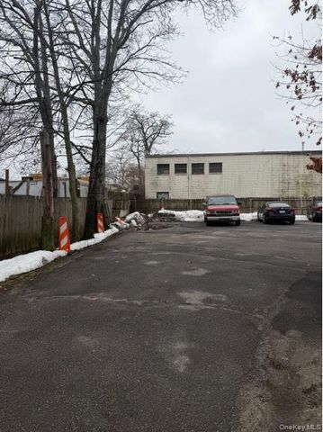 69 Saxon Avenue, Bay Shore, NY 11706