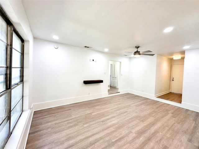 1035 Timberview Drive, Hutchins, TX 75141