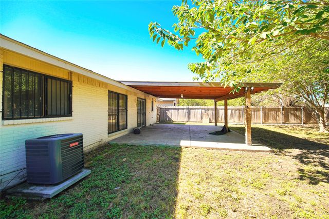 1035 Timberview Drive, Hutchins, TX 75141