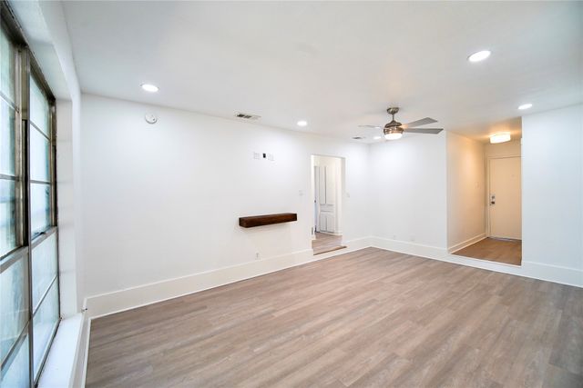 1035 Timberview Drive, Hutchins, TX 75141