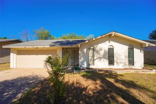 1035 Timberview Drive, Hutchins, TX 75141