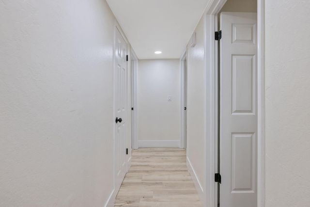 697 E Scott Avenue, Fresno, CA 93710