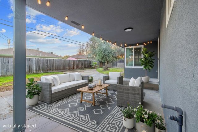 697 E Scott Avenue, Fresno, CA 93710