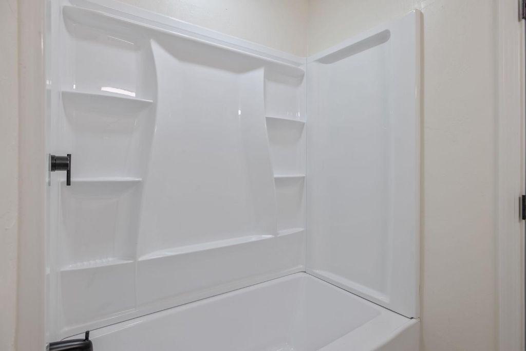 Image 33 of property listing at 697 E Scott Avenue, Fresno, CA 93710