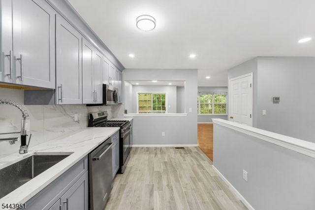 259 Retta Ct, Piscataway Twp., NJ 08854