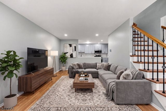 259 Retta Ct, Piscataway Twp., NJ 08854
