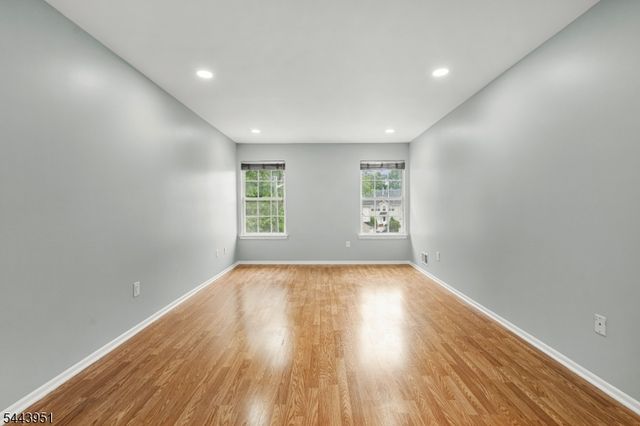 259 Retta Ct, Piscataway Twp., NJ 08854