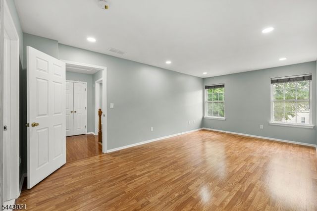 259 Retta Ct, Piscataway Twp., NJ 08854