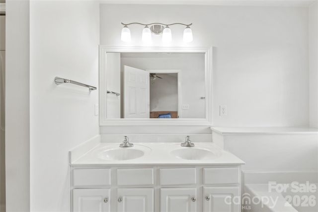 1707 Kashmir White Lane, Fort Mill, SC 29708