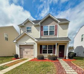 5730 Natick Drive, Charlotte, NC 28214