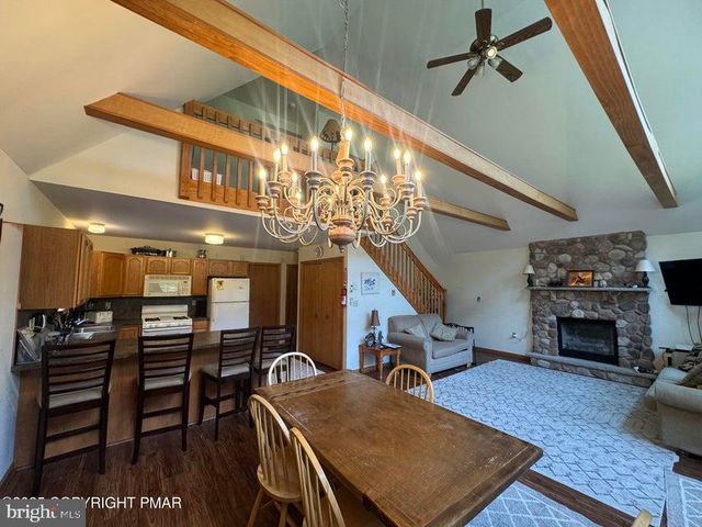 85 SHAWNEE TRL, Albrightsville, PA 18210