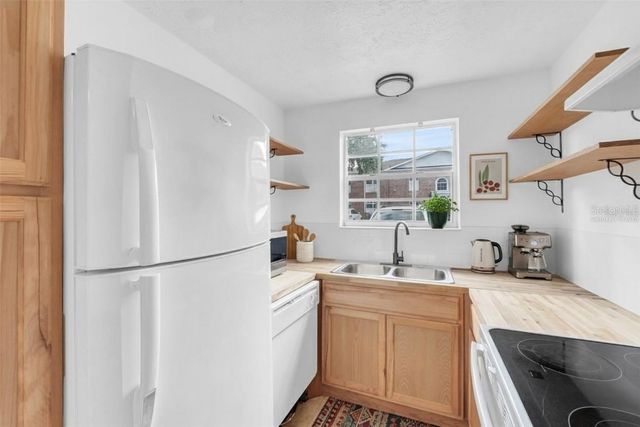 4212 LAKE UNDERHILL ROAD A, Orlando, FL 32803