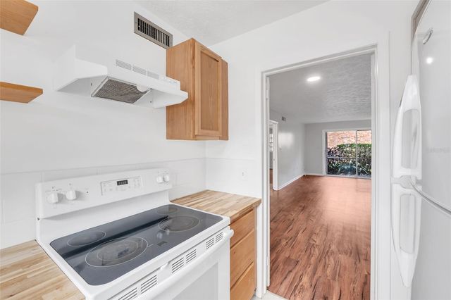 4212 LAKE UNDERHILL ROAD A, Orlando, FL 32803