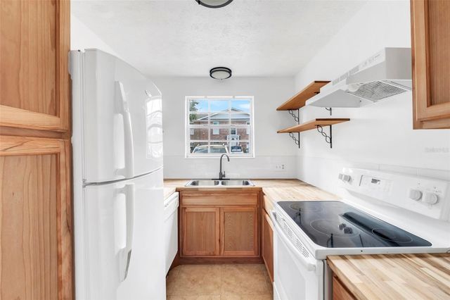 4212 LAKE UNDERHILL ROAD A, Orlando, FL 32803