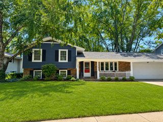 1260 Fellows Street, St. Charles, IL 60174