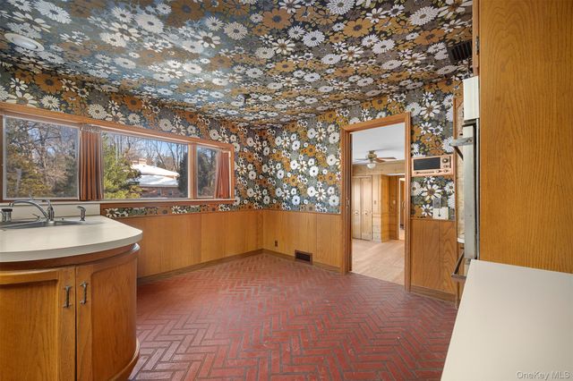 66 Deepdale Drive, Great Neck, NY 11021