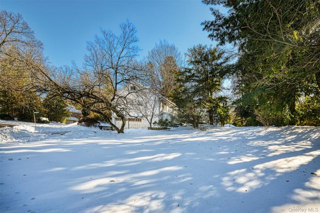 66 Deepdale Drive, Great Neck, NY 11021