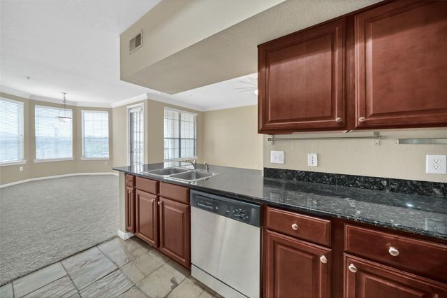 7575 Kirby Drive 2320, Houston, TX 77030