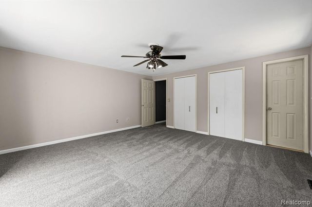 33165 Maplenut Street, Farmington, MI 48336