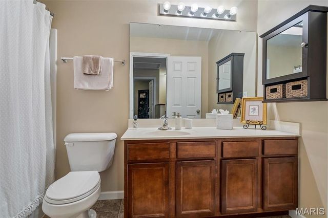 643 Country Heights Drive, Lake St Louis, MO 63367