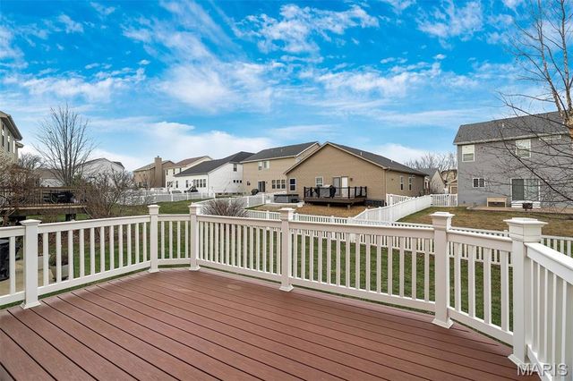 643 Country Heights Drive, Lake St Louis, MO 63367