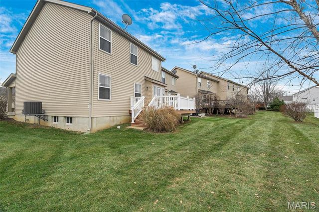 643 Country Heights Drive, Lake St Louis, MO 63367