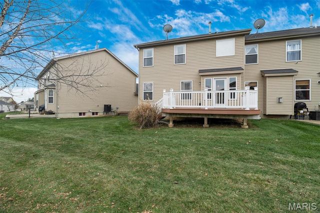 643 Country Heights Drive, Lake St Louis, MO 63367