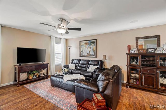 643 Country Heights Drive, Lake St Louis, MO 63367