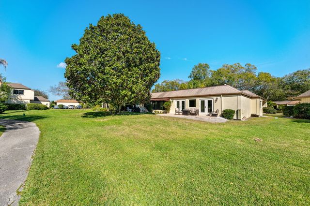 236 Country Club Drive, Melbourne, FL 32940