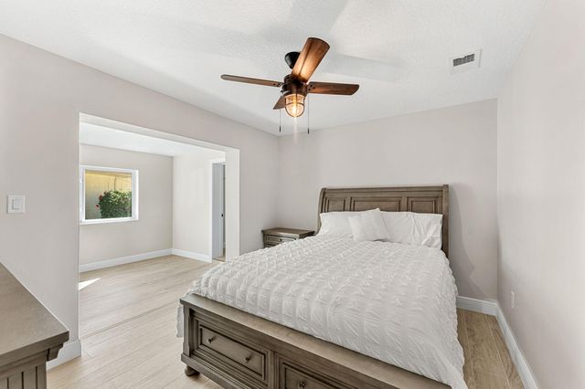 236 Country Club Drive, Melbourne, FL 32940