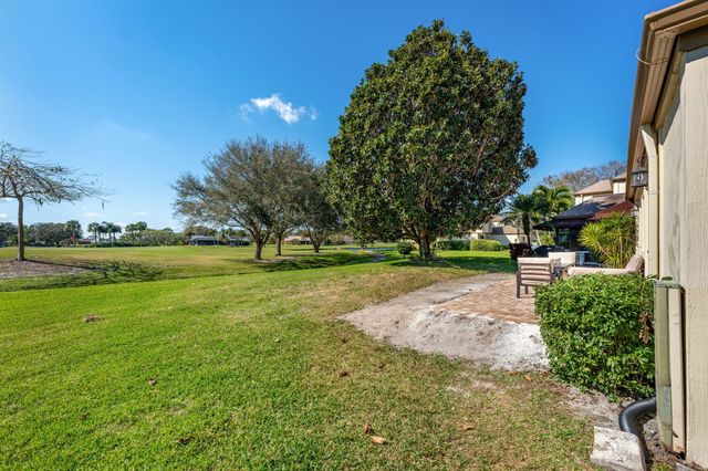 236 Country Club Drive, Melbourne, FL 32940