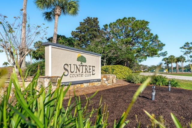 236 Country Club Drive, Melbourne, FL 32940