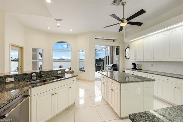 5011 SW 5th PL, Cape Coral, FL 33914