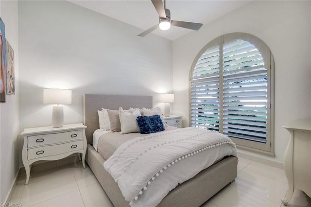 5011 SW 5th PL, Cape Coral, FL 33914