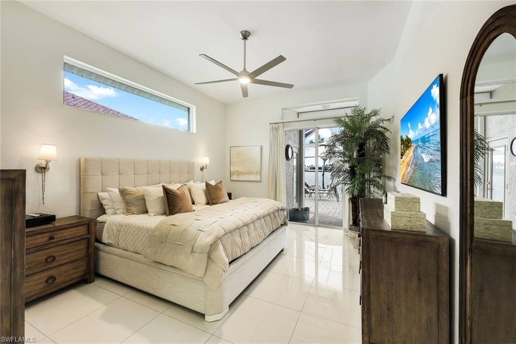 Image 18 of property listing at 5011 SW 5th PL, Cape Coral, FL 33914