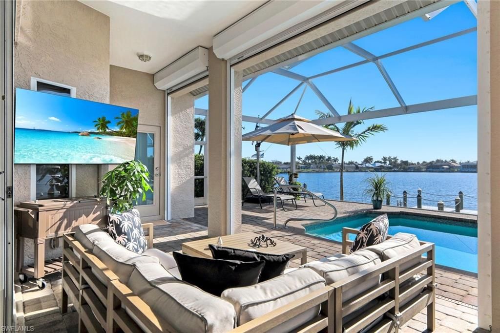Image 24 of property listing at 5011 SW 5th PL, Cape Coral, FL 33914