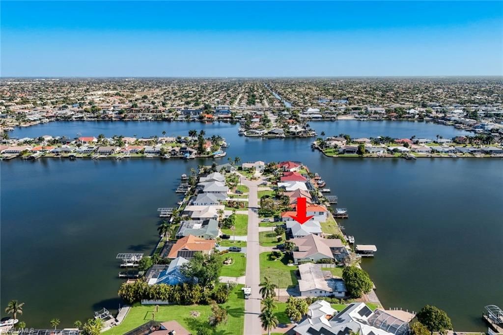Image 38 of property listing at 5011 SW 5th PL, Cape Coral, FL 33914