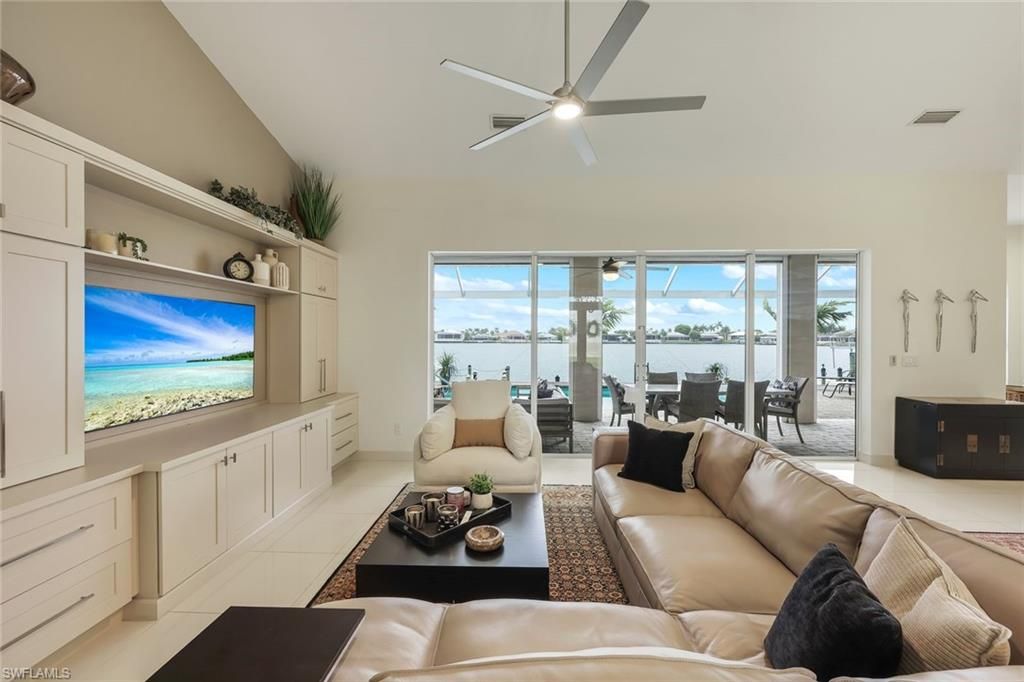 Image 5 of property listing at 5011 SW 5th PL, Cape Coral, FL 33914