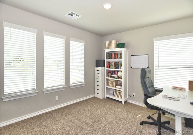7142 E 154th Street S, Bixby, OK 74008