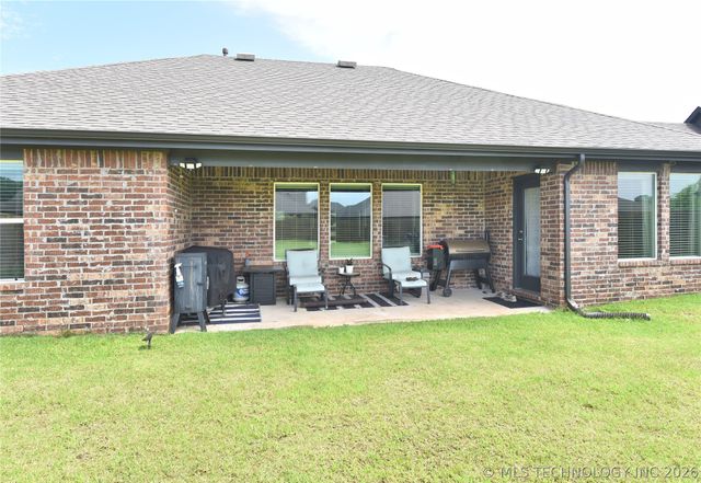 7142 E 154th Street S, Bixby, OK 74008
