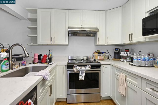 1116 Running Springs 6, Walnut Creek, CA 94595