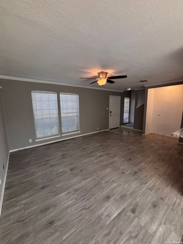 9140 Timber Path Unit 2405, San Antonio, TX 78250