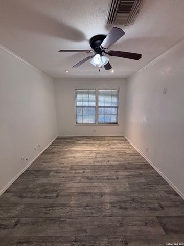 9140 Timber Path Unit 2405, San Antonio, TX 78250