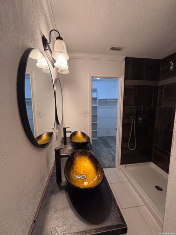 9140 Timber Path Unit 2405, San Antonio, TX 78250