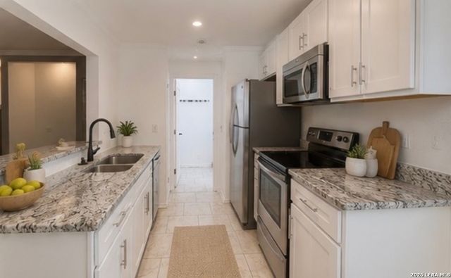 9140 Timber Path Unit 2405, San Antonio, TX 78250