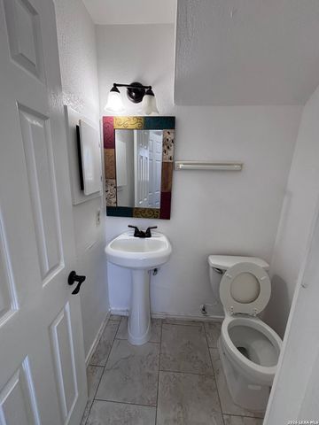 9140 Timber Path Unit 2405, San Antonio, TX 78250
