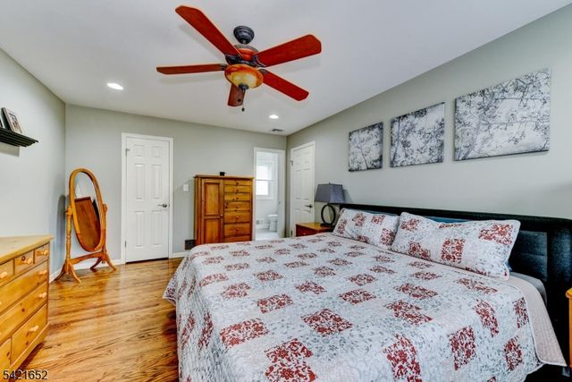 3 Yorktown Rd, Millstone Boro, NJ 08844